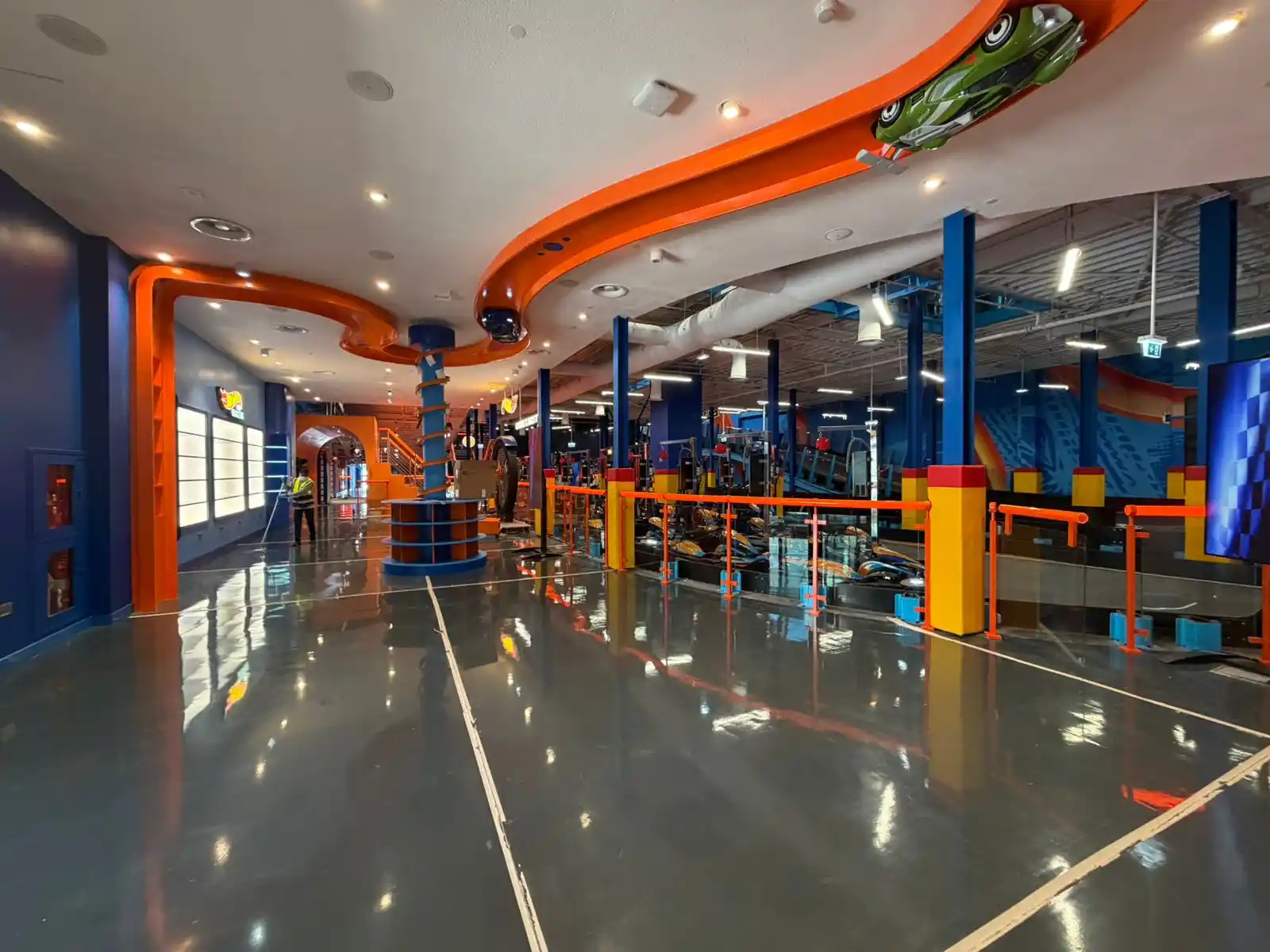 Main Lobby & Overhead Track